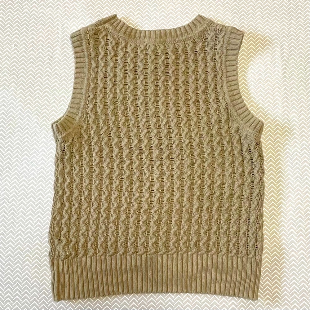 GAP Womens Tan Cable Knit Sweater Vest Crew‎ Neck Sleeveless Pullover Small - Picture 7 of 9